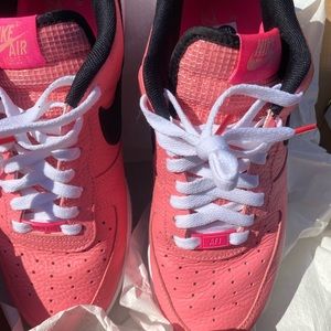 Nike Pink Air Force